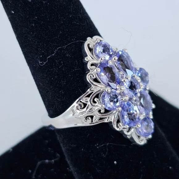 Genuine Tanzanite Ring set in Platinum over 925 Size 9! - Picture 9 of 15